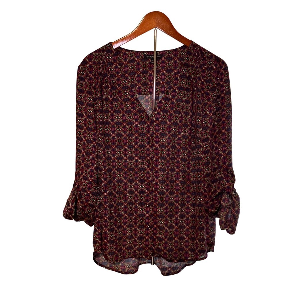 Signature Studio Womens XL Blouse Button Up Roll Tab Sleeve Geometric Print